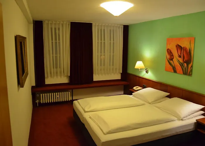 מלון Badischer Hof טאוברבישופסהיים