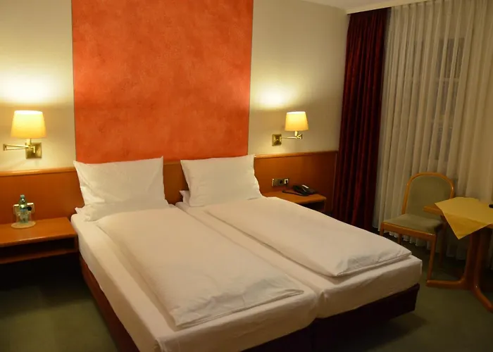 Отель Badischer Hof 3*